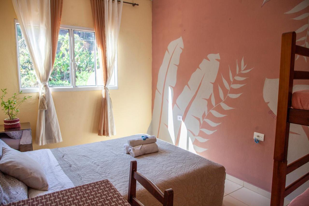 Hostel Oca Delfim Delfim Moreira Zewnętrze zdjęcie